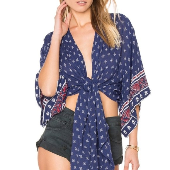 Faithfull the Brand Tops - Faithfull The Brand Boheme Tie Front Top Sz 6